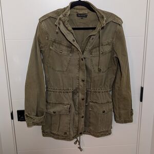 Aritzia Talula Army Green Cargo Jacket XXS